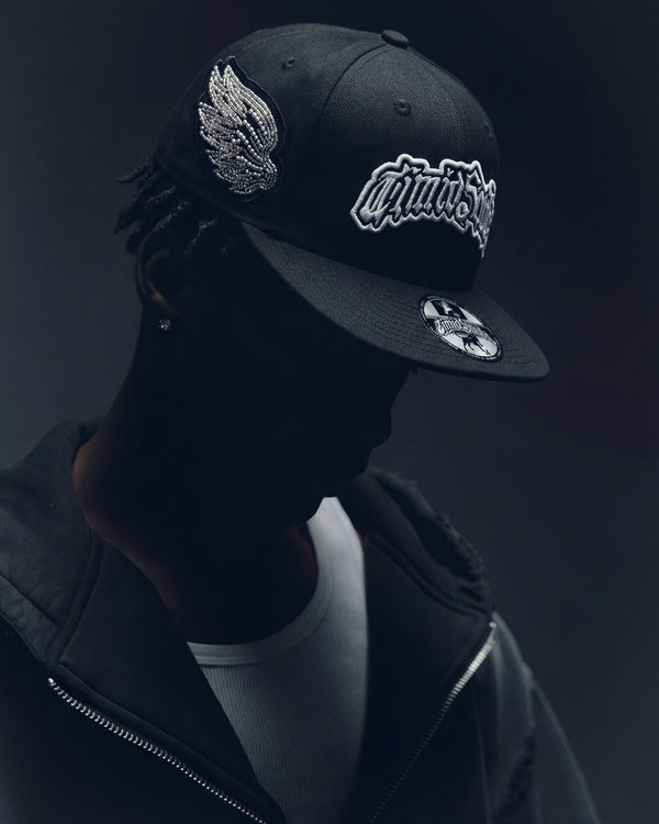 timidsouls® Feather Snapback